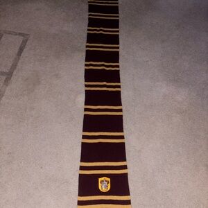 Harry Potter Gryffindor winter scarf